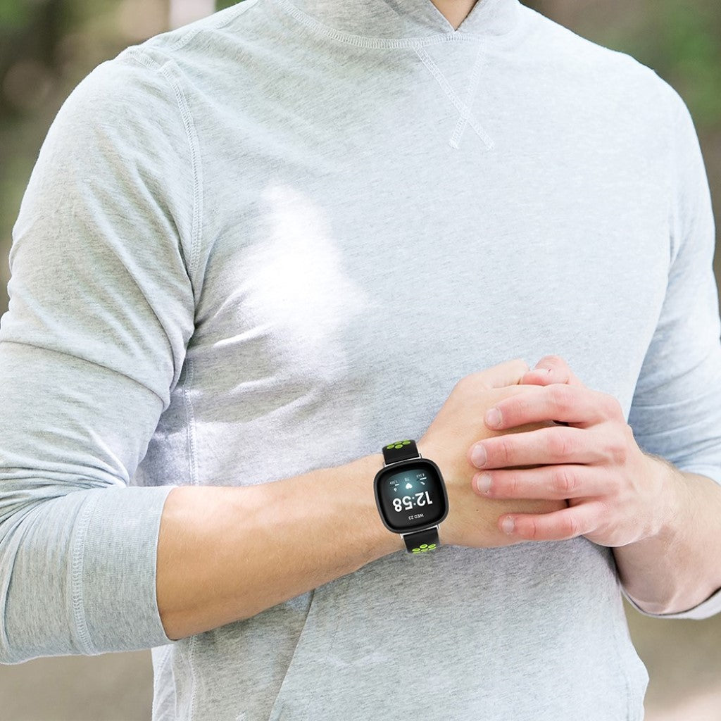 Super fint Fitbit Versa 3 / Fitbit Sense Silikone Rem - Sort#serie_1